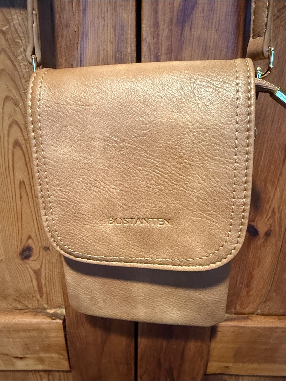 Bostanten Crossbody Bag